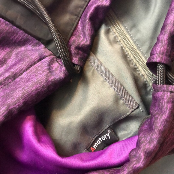 Back pack - Picture 3 of 5